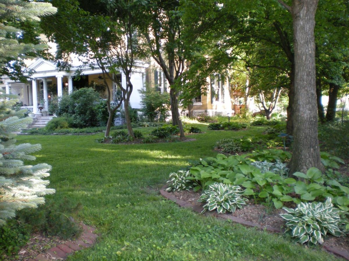 Beall Mansion An Elegant Bed & Breakfast Inn 奥尔顿 外观 照片