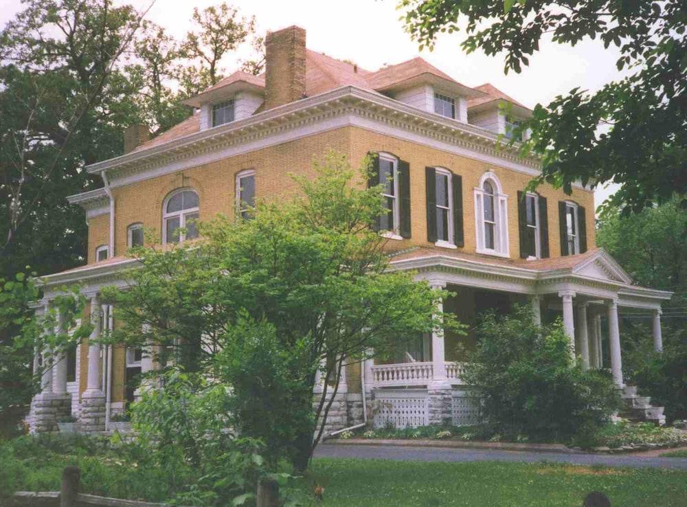 Beall Mansion An Elegant Bed & Breakfast Inn 奥尔顿 外观 照片